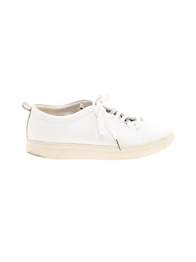 Pre-owned Vionic Sneakers In White