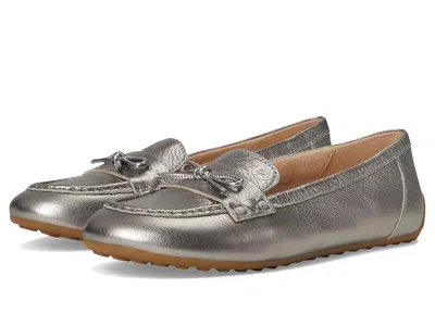 Vionic Taryn Driver Shoes In Gray