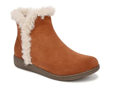 Vionic Unwind Bootie In Brown