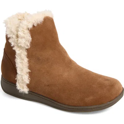 Vionic Unwind Leather Bootie In Brown
