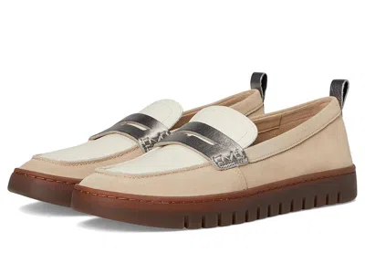 Vionic Uptown Loafer/moc Shoes In Sand