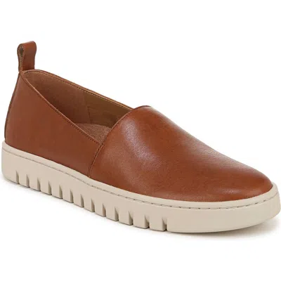Vionic Uptown Slip-on Sneaker In Tan