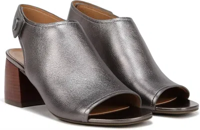Vionic Valencia In Pewter In Silver