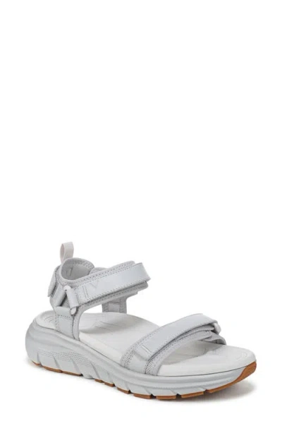 Vionic Walk Max Wanderer Sandal In Vapor Grey