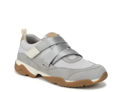 Vionic Walk Slim Gia Sneaker In Gray