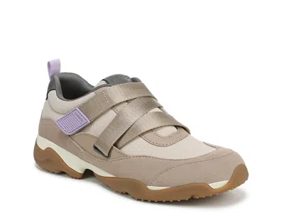 Vionic Walk Slim Gia Sneaker In Multi