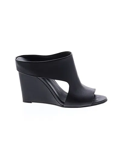 Pre-owned Vionic Wedges In Black
