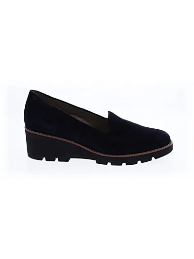 Pre-owned Vionic Wedges In Black