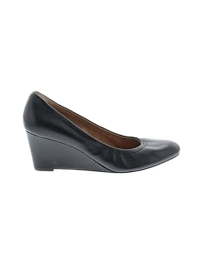 Pre-owned Vionic Wedges In Black
