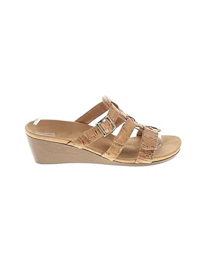 Pre-owned Vionic Wedges In Tan