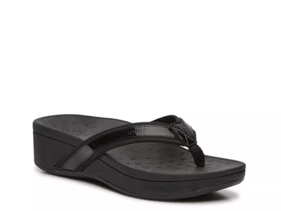 Vionic Wide Width High Tide Platform Sandal In Black