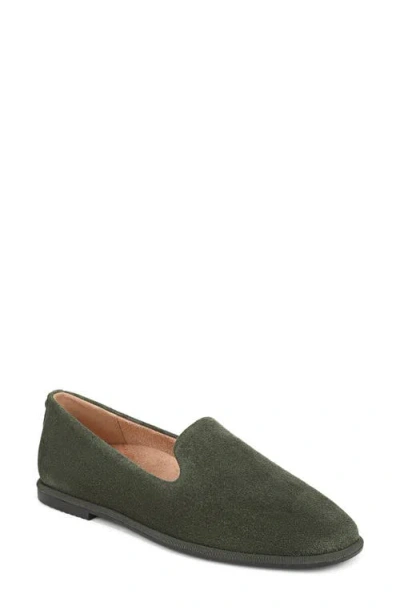 Vionic Willa 2.0 Loafer In Green