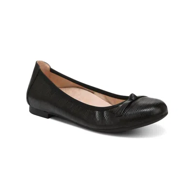 Vionic Women's Amorie Flat Shoes In Black