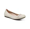 Vionic Women's Amorie Flat Shoes In Cream In White