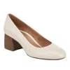 Vionic Carmel Pump In White