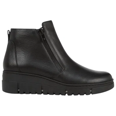Vionic Women's Uptown Sur Boots In Black