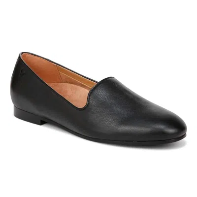 Vionic Women's Willa Loafer In Black