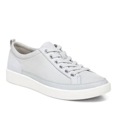 Vionic Women's Winny Sneaker In Vapor In White