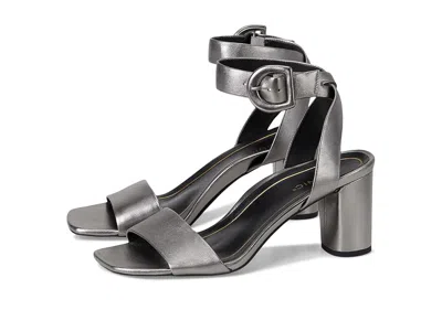 Vionic Zinfandel In Gray