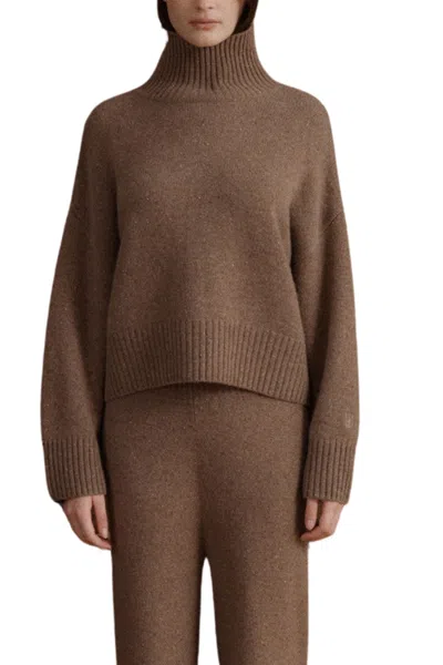 Vir Vita Maja Turtleneck Cashmere Sweater In Brown