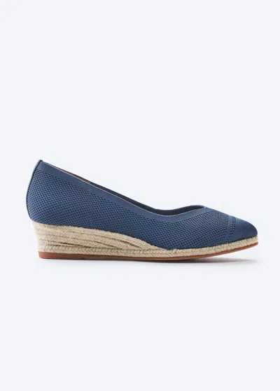 Viscata Riba Elastic Espadrille Wedges In Blue