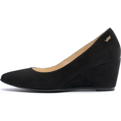 Viscata Verona Suede Wedges In Black