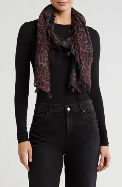 Vismaya Leopard Print Woven Scarf In Grey Marhoon
