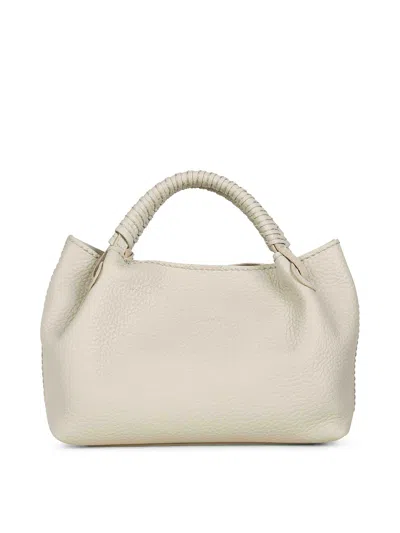 Visonà Queen In White