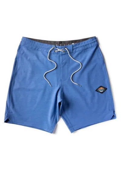 Vissla Men's Solid Sets Boardshort In Blue