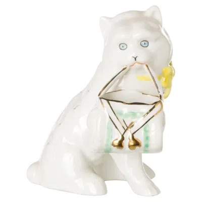 Pre-owned Vista Alegre Porcelain - Toothpick Holder 'cat With Basket' -  In Beige