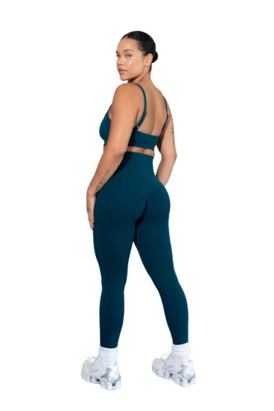 Vitality Cloud Ii Pant In Blue