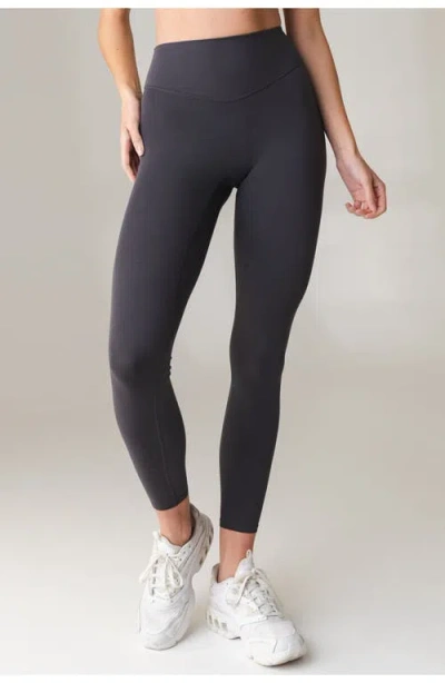 Vitality Cloud Ii Pant In Gray