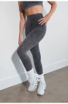 Vitality Cloud Ii Rib Pant In Gray