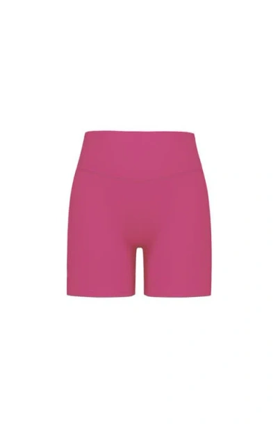 Vitality Cloud Ii Volley Short In Strawberry