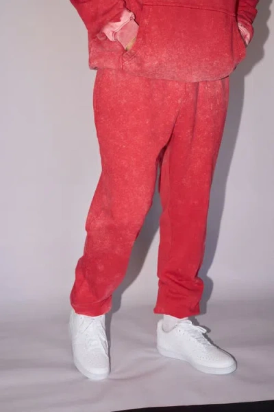Vitality Jogger In Red
