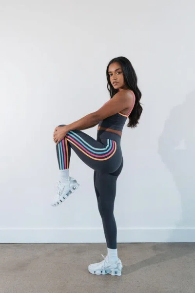 Vitality Pulse Pant In Gray