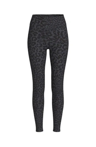 Vitality Pulse Pant In King Cheetah Midnight