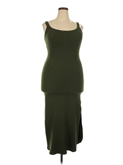 Pre-owned Vitamin A Casual Dress In Green