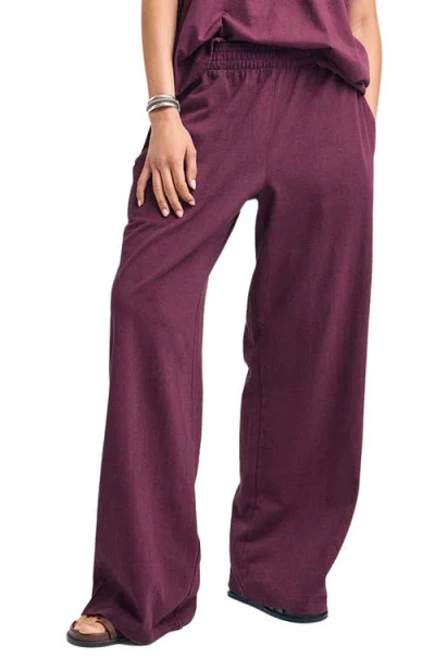 Vitamin A ® Coast Sweatpants In Red