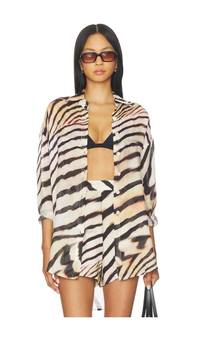 VITAMIN A PLAYA BOYFRIEND SHIRT.