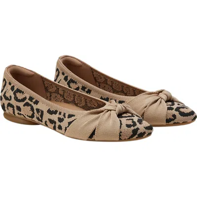 Vivaia Almond-toe Knotted Flats