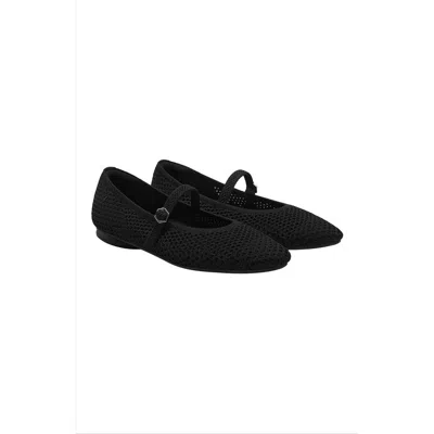 Vivaia Almond-toe Mary-jane Adaptall