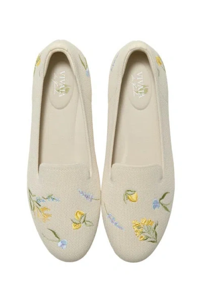 Vivaia Audrey Round-toe Embroidered Loafers In White