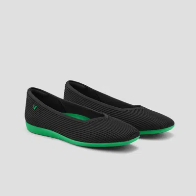 Vivaia Lightweight Square-toe V-cut Flats (margot Walker) In Black