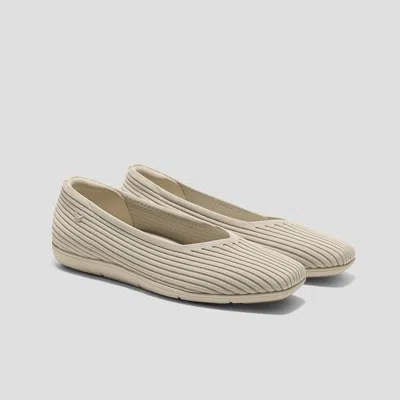 Vivaia Margot Lightweight Square-toe Flats (margot Walker Air)|beige|us 5.5 In Multi