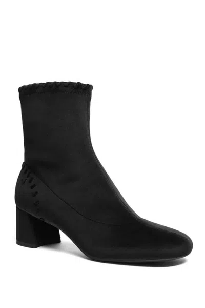 Vivaia Rhoda Round-toe Velvet Whipstitched Ankle Boots In Black