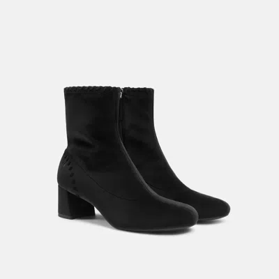 Vivaia Round-toe Velvet Whipstitched Ankle Boots (rhoda)|black|uk 2.5 In Animal Print