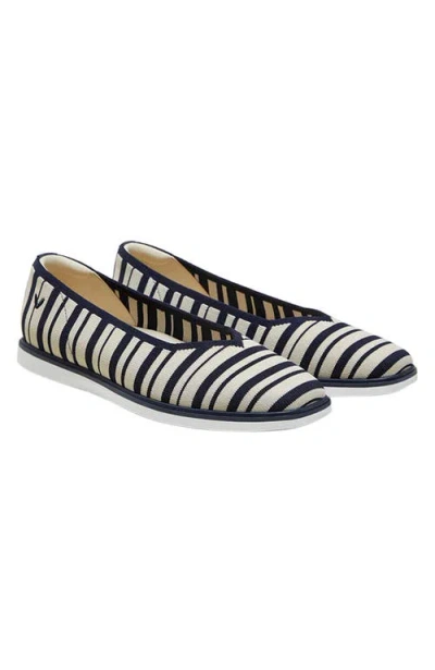 Vivaia Square-toe All-day Standing Flats