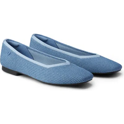Vivaia Square-toe V-cut Flats