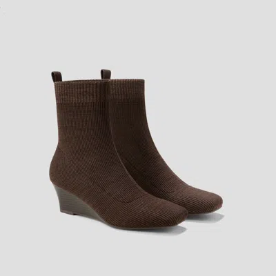 Vivaia Margot Wedge Bootie Square-toe Water-repellent Boots In Brown